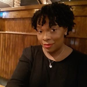 Meet your Posher, Erica